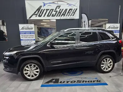 Usata Jeep Cherokee Limited 200 CV (147 kW) 2015 Nero SUV