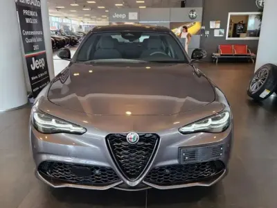 Nuova Alfa Romeo Giulia Sprint 160 CV (117 kW) 2026 Grigio scuro Berlina