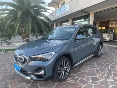 Usata BMW X1 xLine 140 CV (102 kW) 2019 Grigio SUV