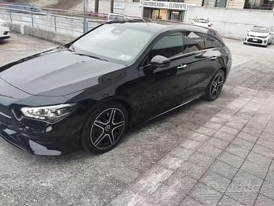 Begagnad Mercedes CLA200 Shooting Brake 163 HK (119 kW) 2024 Svart Kombi