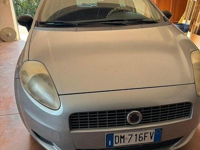Usata Fiat Grande Punto 65 CV (47 kW) 2007 Grigio Utilitaria