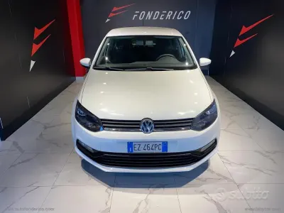Usata VW Polo Trendline 75 CV (55 kW) 2015 Bianco Berlina