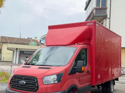 Occasion Ford Transit 130 ch (95 kW) 2017 Rouge