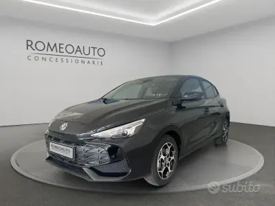 Nuova MG MG3 Luxury 102 CV (75 kW) 2026 Nero Utilitaria