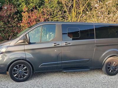 Usata Ford Tourneo 170 CV (125 kW) 2018 Monovolume