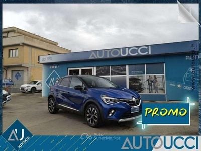 Usata Renault Captur Techno 91 CV (66 kW) 2024 Blu tetto nero SUV
