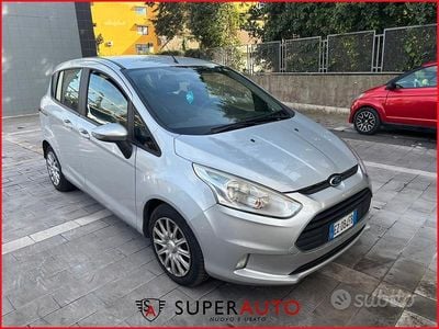 Begagnad Ford B-MAX Titanium 95 HK (69 kW) 2015 Grå Minibuss