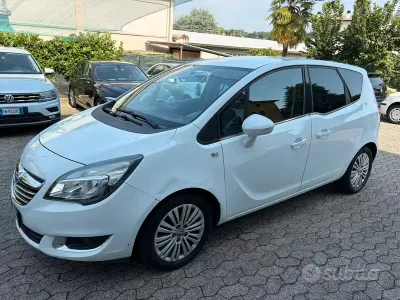 Usata Opel Meriva 120 CV (88 kW) 2014 Bianco Monovolume