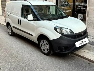 Usata Fiat Doblò 95 CV (69 kW) 2019 Bianco Monovolume