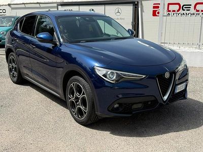 Usata Alfa Romeo Stelvio Executive 210 CV (154 kW) 2018 Blu SUV