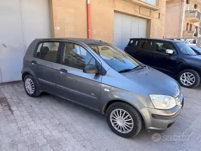 Usata Hyundai Getz Style 82 CV (60 kW) 2004 Grigio Utilitaria