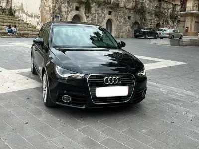Usata Audi A1 105 CV (77 kW) 2013 Nero Utilitaria