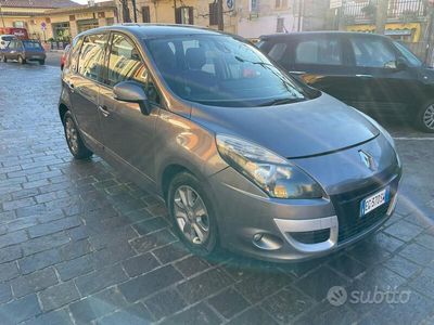 usata Renault Scénic III Scénic 1.9 dCi 130CV Dynamique