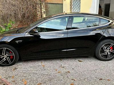 Nero Usata 2019 Tesla Model 3 Performance Berlina | 29.500 € (Molto cara)