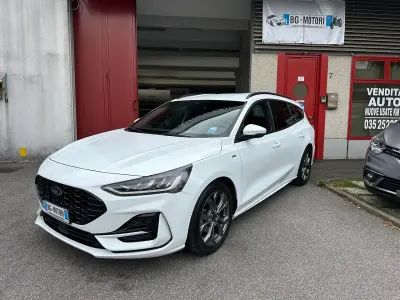 Usata Ford Focus ST-Line 125 CV (91 kW) 2023 Bianco Station wagon