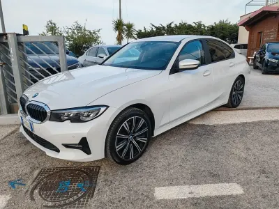 Usata BMW 320 Advantage 190 CV (139 kW) 2021 Bianco Berlina