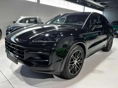 Usata Porsche Cayenne Black Edition 354 CV (260 kW) 2025 Nero cromite SUV