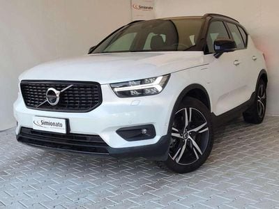Usata Volvo XC40 R-Design 179 CV (131 kW) 2021 Bianco SUV