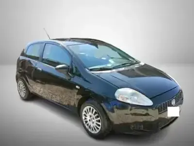 Usata Fiat Grande Punto 74 CV (54 kW) 2009 Nero Utilitaria