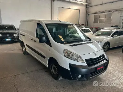 Usata Peugeot Expert 128 CV (94 kW) 2016 Bianco Furgone