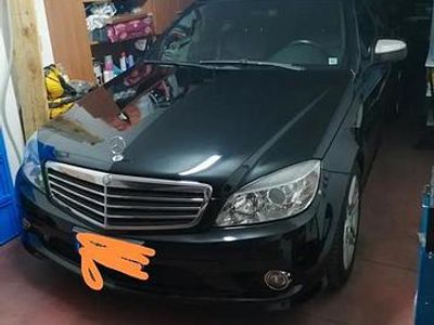 Usata Mercedes C220 170 CV (125 kW) 2009 Nero Station wagon