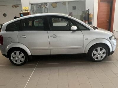 Audi A2