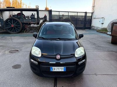Usata Fiat Panda Lounge 69 CV (50 kW) 2014 Nero Utilitaria
