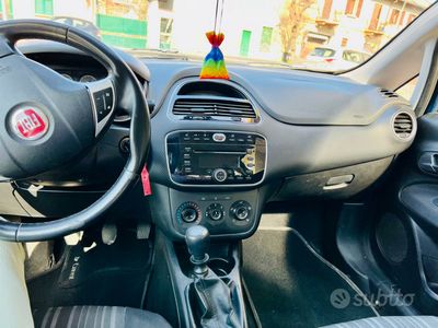 Usata Fiat Grande Punto 65 CV (47 kW) 2011 Blu Utilitaria