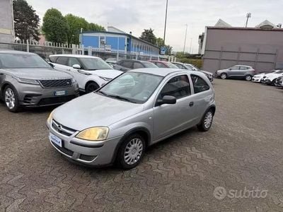 Usata Opel Corsa 60 CV (44 kW) 2006 Grigio Utilitaria