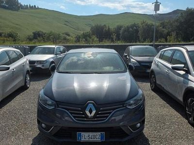 Grigio Usata 2017 Renault Mégane IV Bose Edition Berlina | 14.000 € (Molto cara)