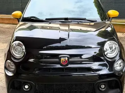 Usata Abarth 695C Competizione 179 CV (131 kW) 2024 Nero Cabrio
