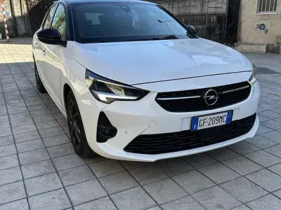 Usata Opel Corsa GS Line 101 CV (74 kW) 2021 Utilitaria