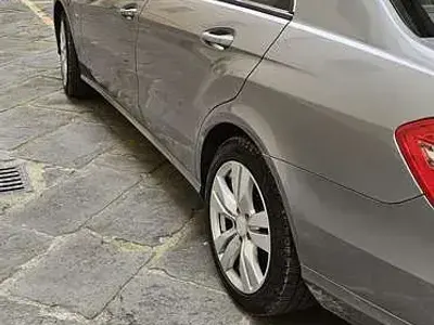 Usata Mercedes E220