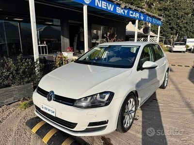 Usata VW Golf VII Highline 110 CV (80 kW) 2017 Bianco Berlina