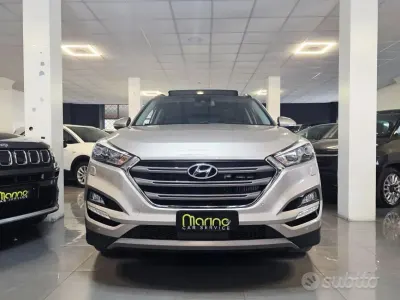 Usata Hyundai Tucson Xpossible 116 CV (85 kW) 2016 Oro SUV
