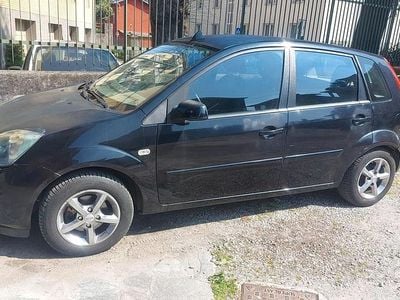 Usata Ford Fiesta 2007 Nero Utilitaria
