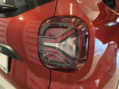 Usata Dacia Duster Prestige 116 CV (85 kW) 2022 Rosso SUV