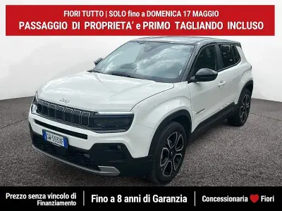 Usata Jeep Avenger Summit 101 CV (74 kW) 2024 Bianco SUV