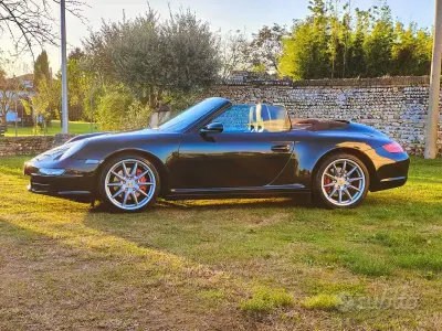 Usata Porsche 911 Carrera 4S Cabriolet 355 CV (261 kW) 2008 Dark olive metallic exclusive Cabrio