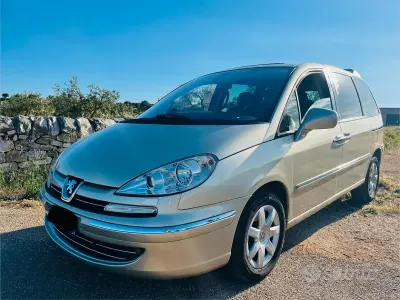 Usata Peugeot 807 136 CV (100 kW) 2011 Giallo Monovolume