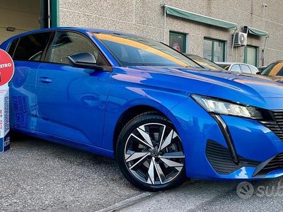 Usata Peugeot 308 Allure 131 CV (96 kW) 2022 Blu/azzurro Berlina