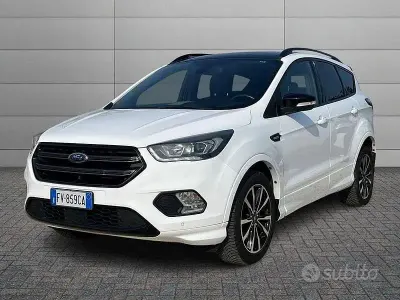 Usata Ford Kuga ST-Line 120 CV (88 kW) 2019 Bianco SUV