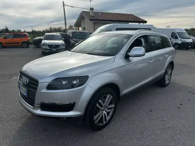 Usata Audi Q7 232 CV (170 kW) 2006 Argento SUV
