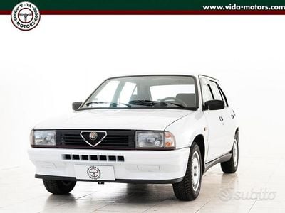 Usata Alfa Romeo 33 Quadrifoglio Verde 118 CV (86 kW) 1988 Bianco Berlina