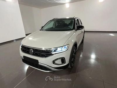 Nuova VW T-Roc Edition 150 CV (110 kW) 2026 Beige SUV
