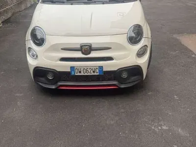 Usata Abarth 500 160 CV (117 kW) 2009 Utilitaria