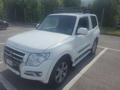 Usata Mitsubishi Pajero Intense 190 CV (139 kW) 2016 SUV