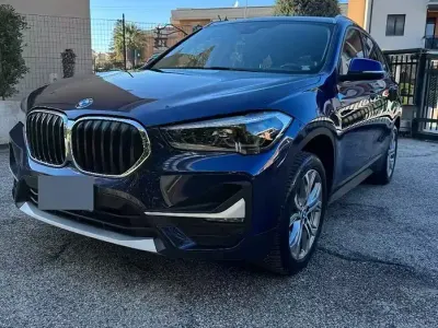 Usata BMW X1 Comfort Edition 150 CV (110 kW) 2020 Blu SUV