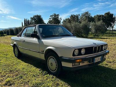 Usata BMW 325 171 CV (125 kW) 1987 Bianco Cabrio