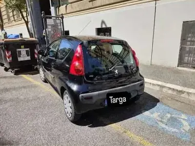 Usata Peugeot 107 68 CV (50 kW) 2008 Utilitaria